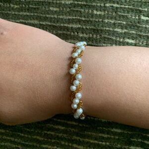 Elegant Gold and White Beaded Bracelet